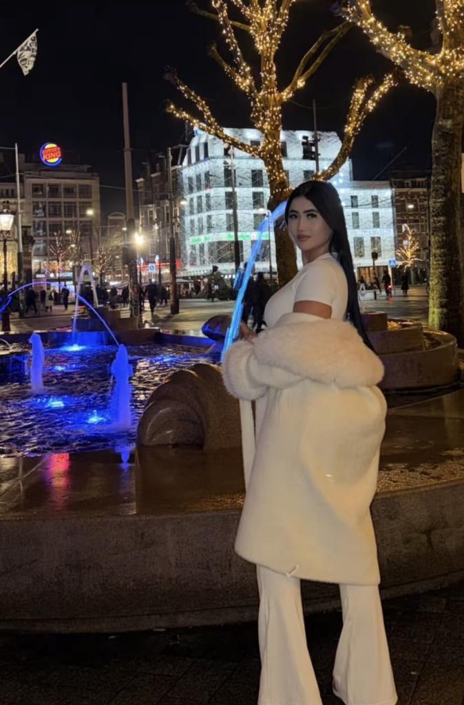 642504396: Chica busca chico en Sevilla