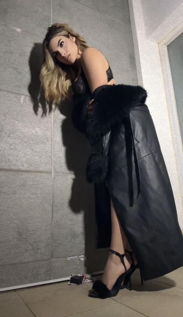 Chica busca chico en Ibiza: 