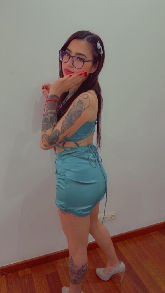 Chica busca chico en Barcelona: Chica busca chico