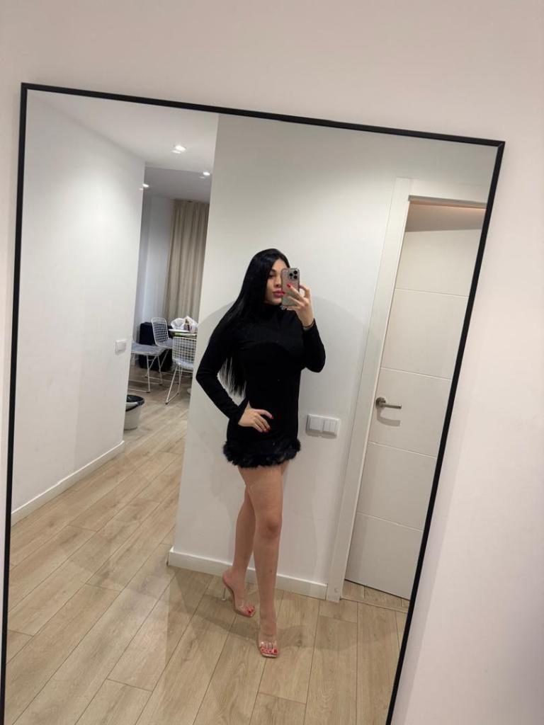 Chica busca chico en Valencia: Chica busca chico