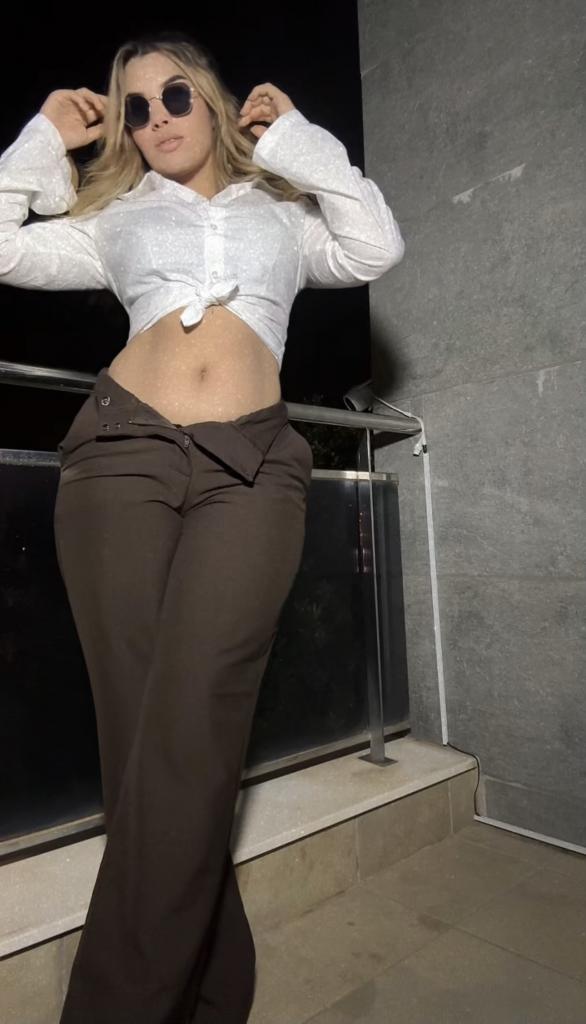 Chica busca chico en Ibiza: 