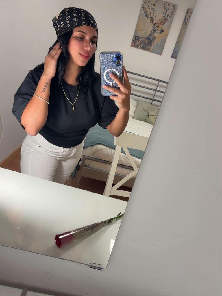 Chica busca chico en Tenerife: 