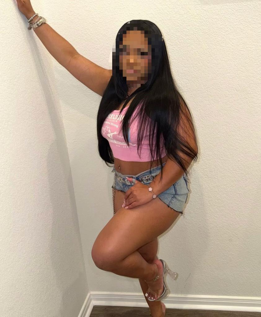 Chica busca chico en Cádiz: 