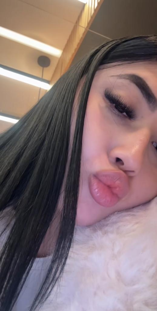 Chica busca chico en Sevilla: 