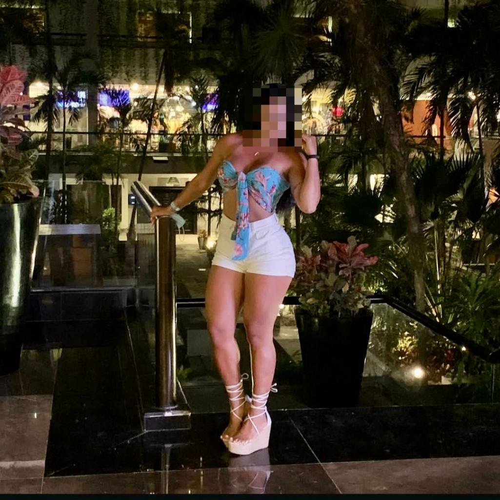 Chica busca chico en Murcia: 