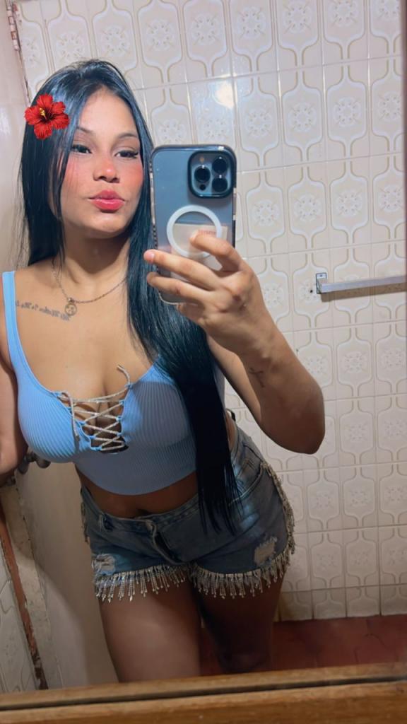 Chica busca chico en Valencia: Chica busca chico