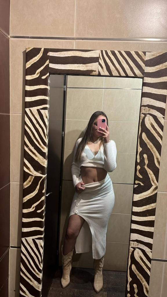 Chica busca chico en Murcia: 