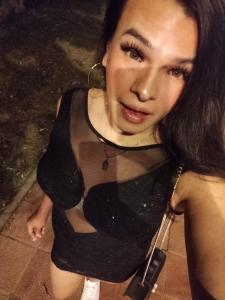 641044149: Chica busca chico en Barcelona