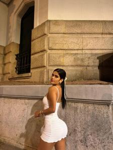 644163737: Chica busca chico en Asturias