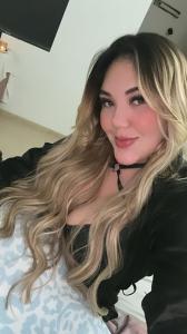 697729277: Chica busca chico en Almería