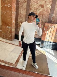 603264620: Chico busca chica en Madrid