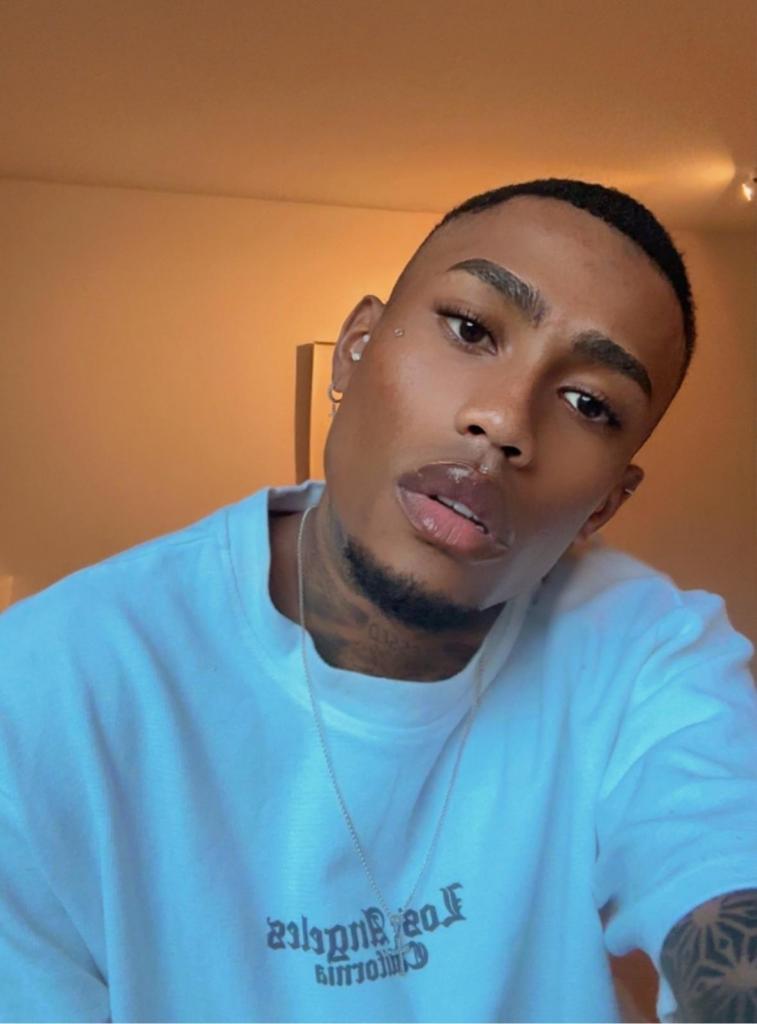 Chico busca chica en Barcelona: 