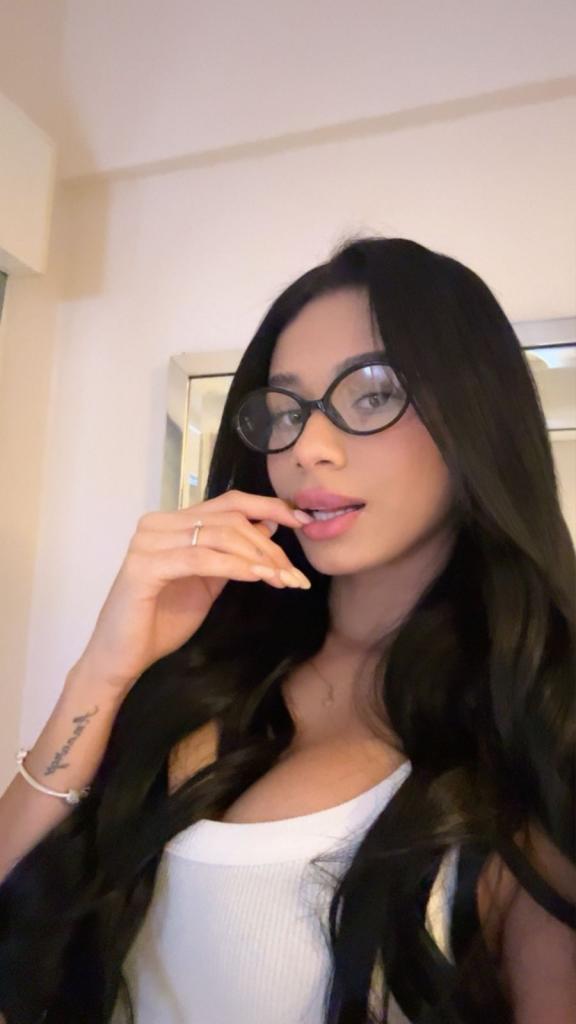 Chica busca chico en Málaga: Chica busca chico