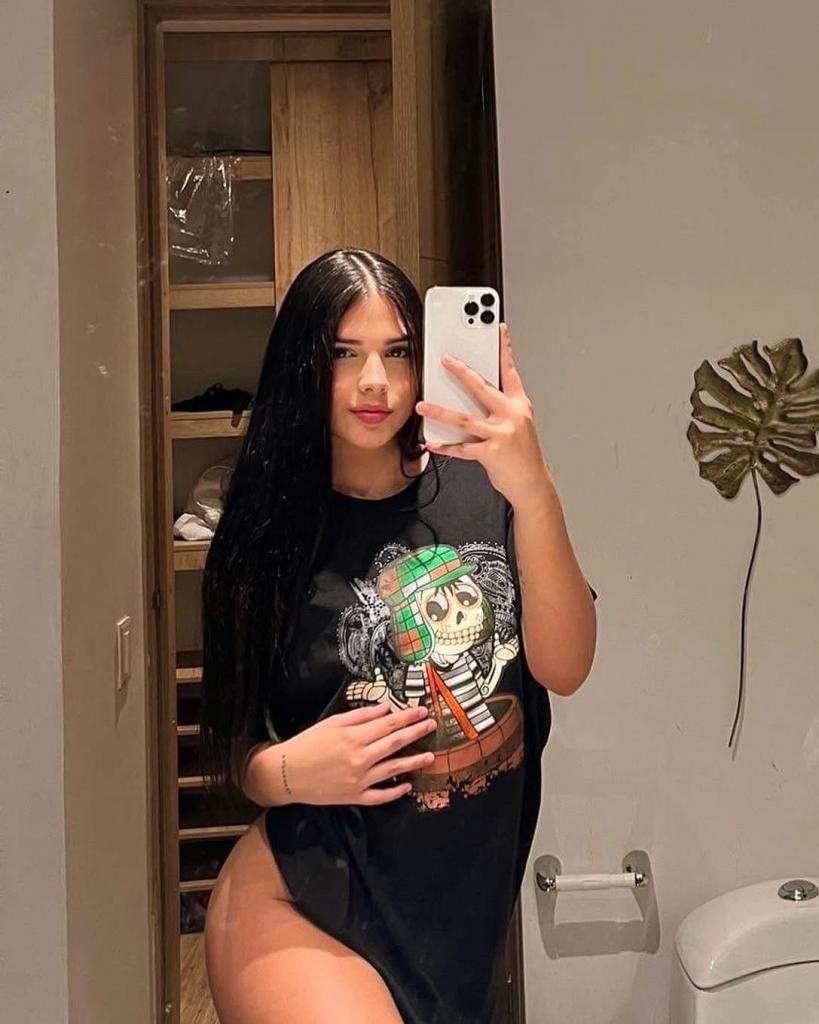 699050153: Chica busca chico en Málaga