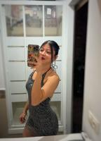 610952363: Chica busca chico en Barcelona