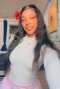 613883758: Chica busca chico en Lérida