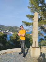 697824404: Chico busca chica en Barcelona