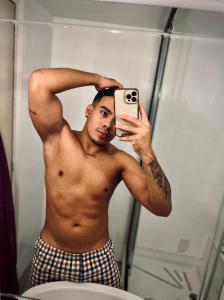 624423531: Chico busca chica en Tenerife