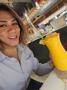 651504712: Chica busca chico en Guipúzcoa