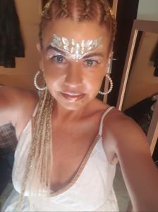 Chica busca chico en Ibiza: 