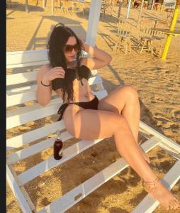Chica busca chico en Sevilla: 