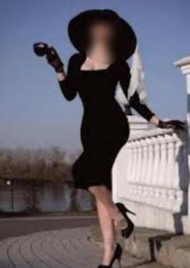 684739471: Chica busca chico en Cantabria