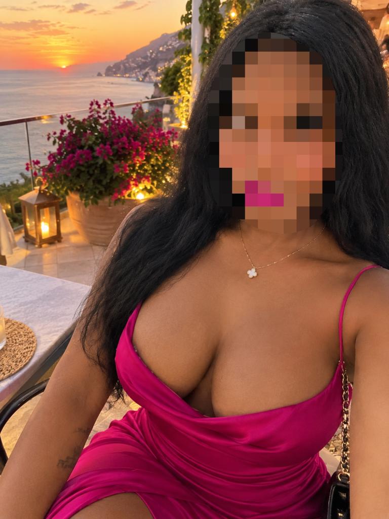 611255443: Chica busca chico en Murcia