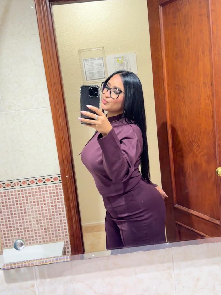 Chica busca chico en Barcelona: Chica busca chico