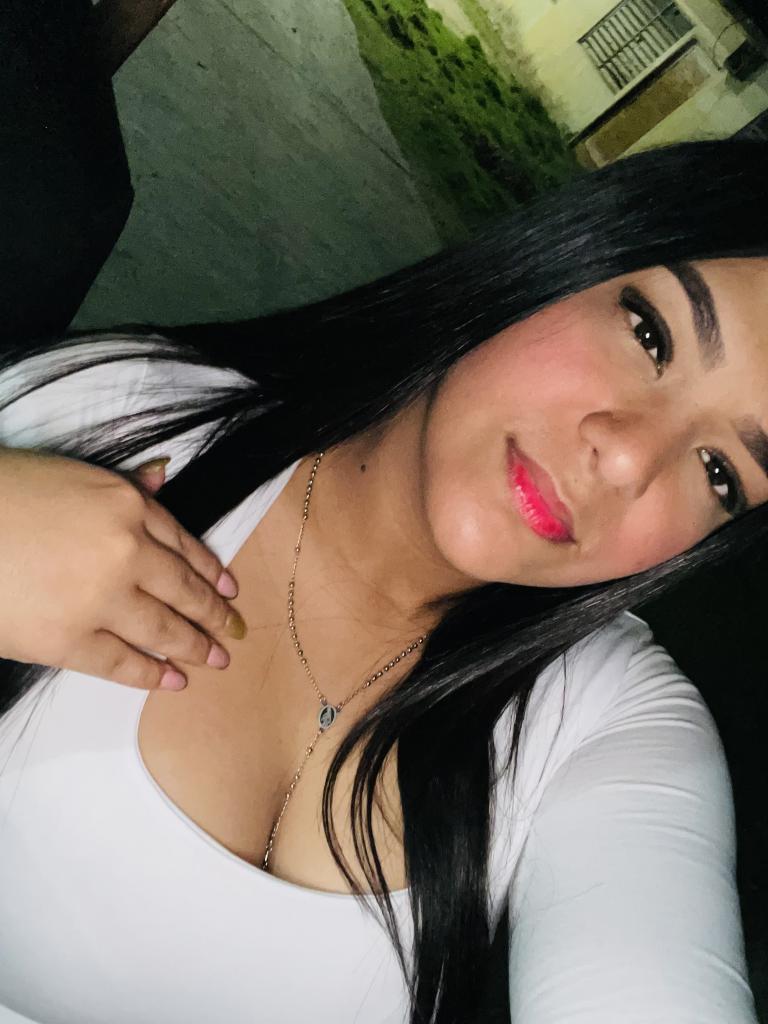 657256199: Chica busca chico en Sevilla