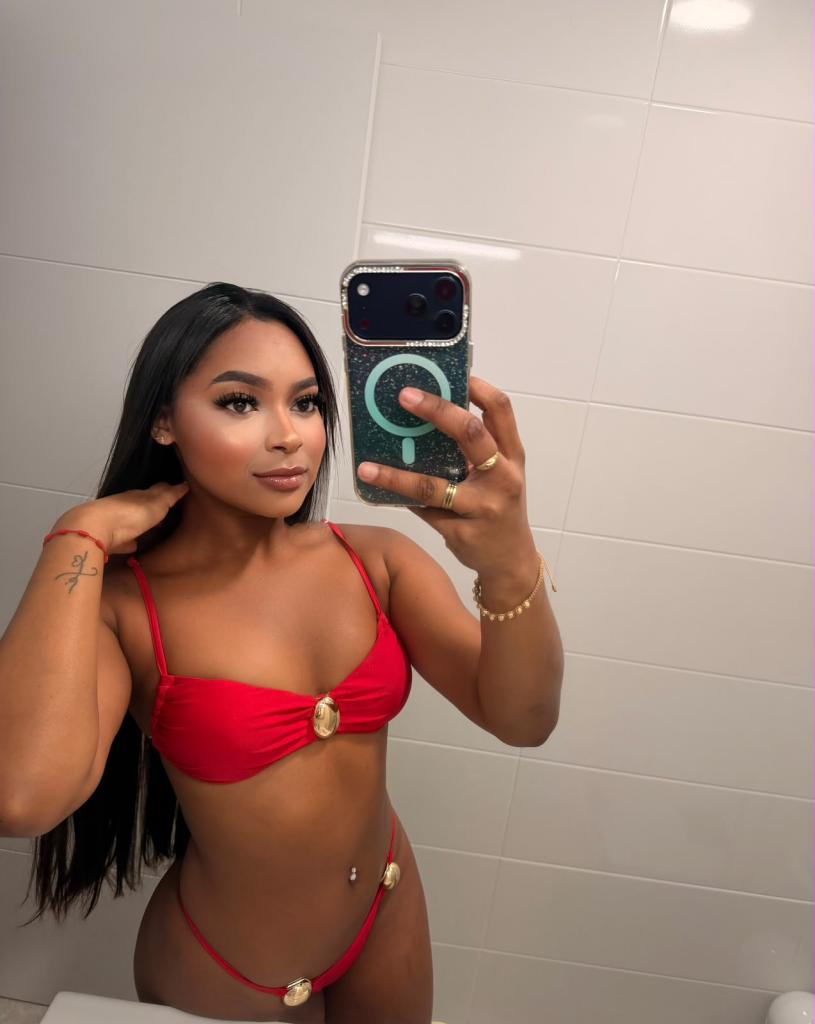610626408: Chica busca chico en Cádiz