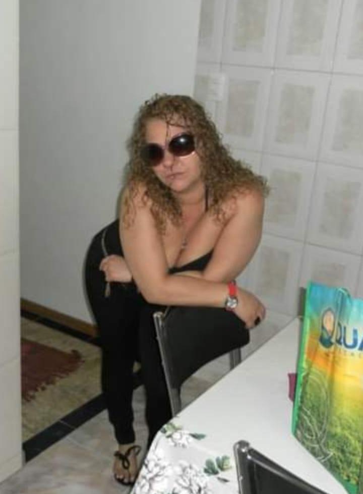 Chica busca chico en Orense: 