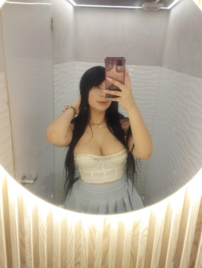 645942130: Chica busca chico en Albacete