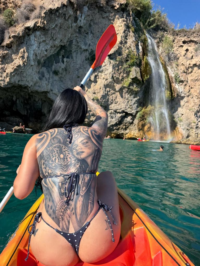 Chica busca chico en Cádiz: Chica busca chico