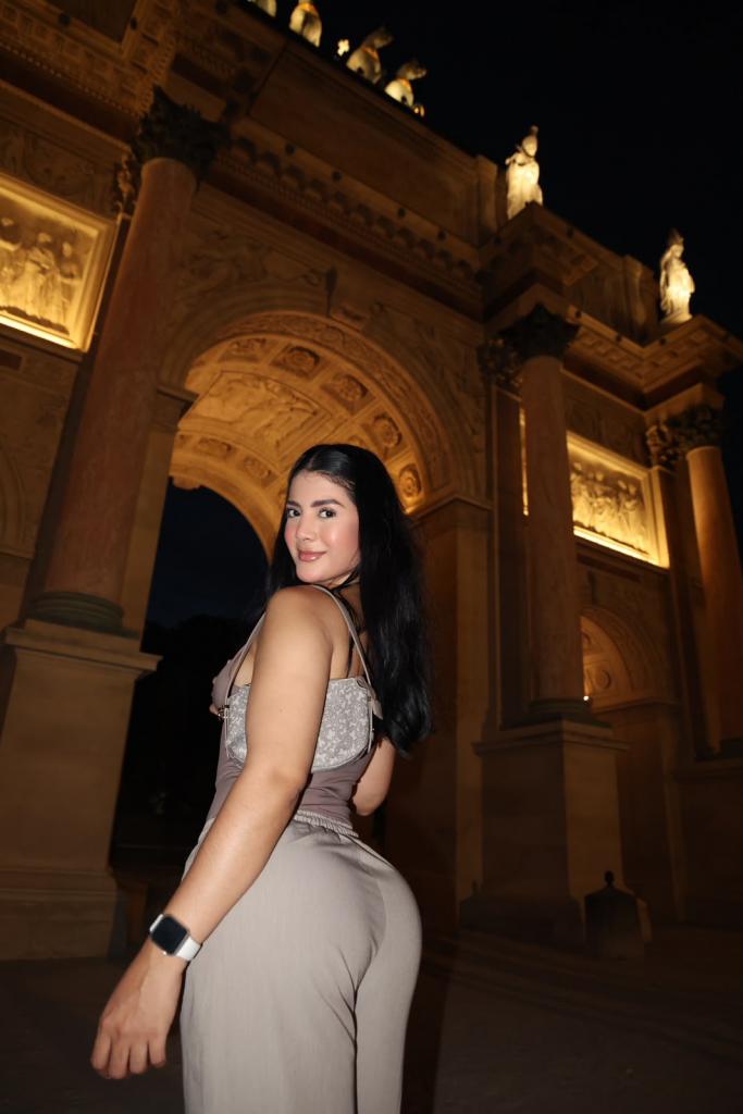 632306434: Chica busca chico en Asturias