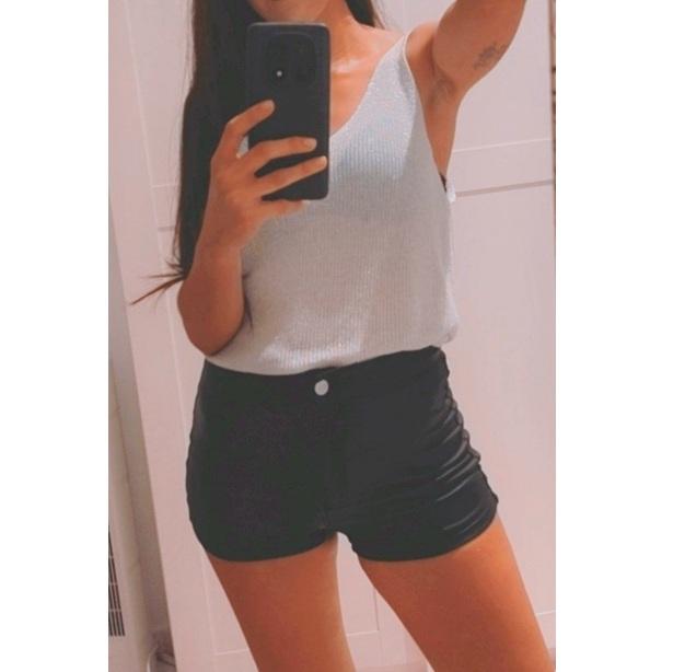 Chica busca chico en Cádiz: 