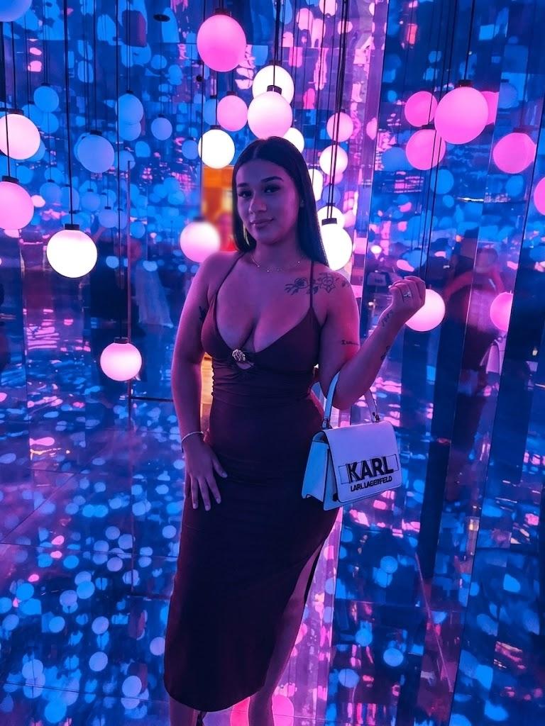 673786373: Chica busca chico en Sevilla