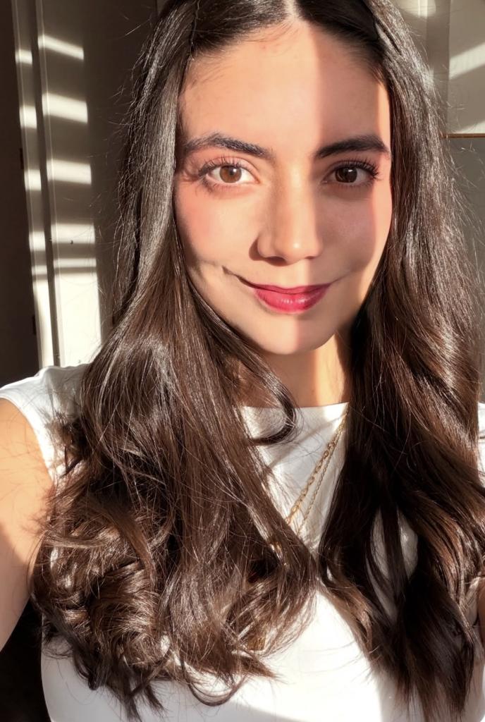 743093509: Chica busca chico en La Coruña