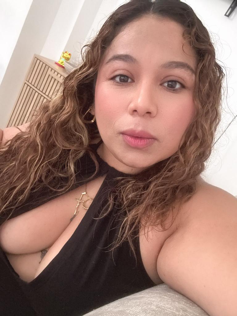 Chica busca chico en Huesca: 