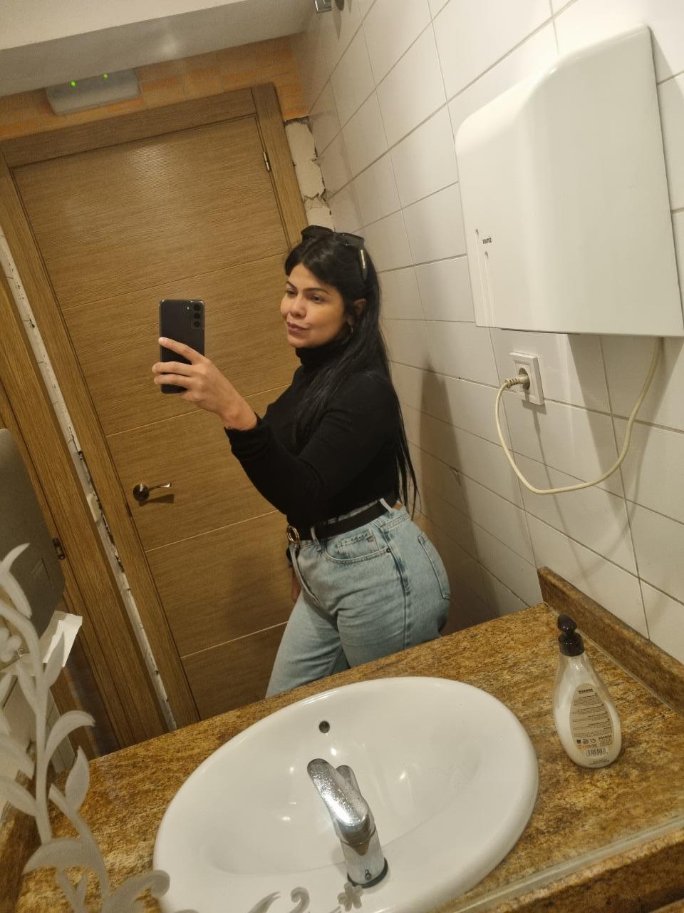 Chica busca chico en Tenerife: 