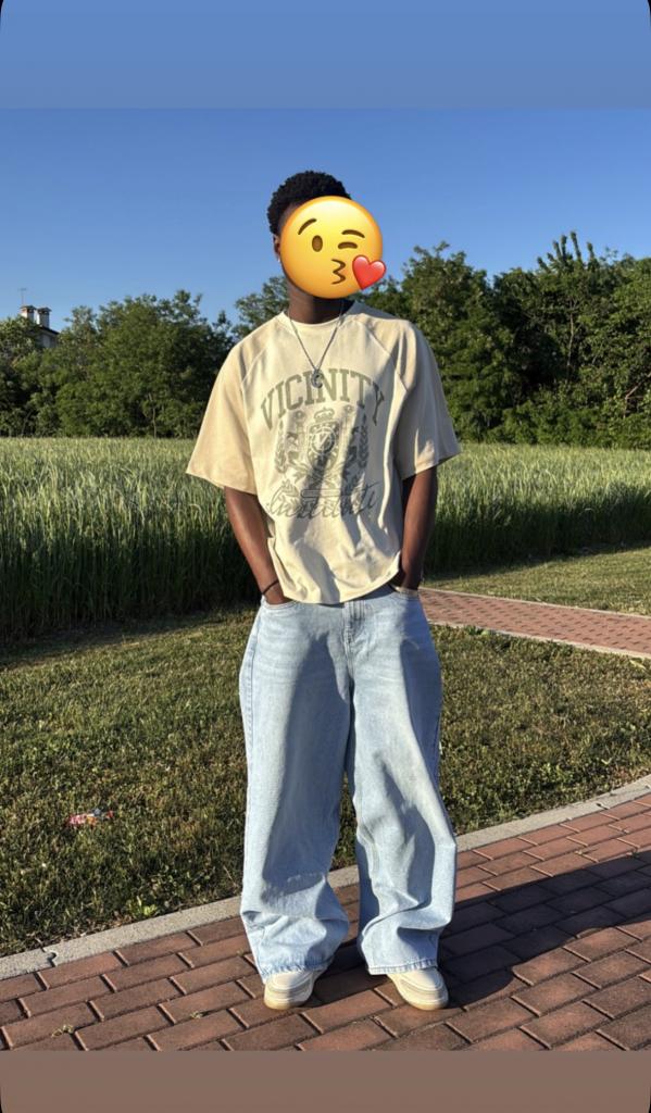 677278838: Chico busca chica en Murcia