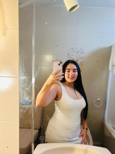 674273523: Chica busca chico en Sevilla