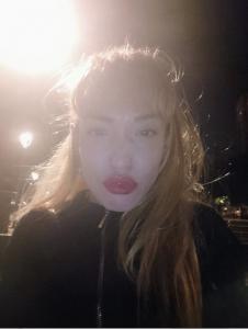 614770857: Chica busca chico en Valencia