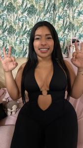664248198: Chica busca chico en Sevilla