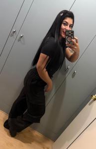 631147598: Chica busca chico en Barcelona