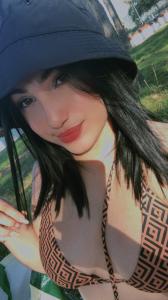 658208227: Chica busca chico en Pontevedra