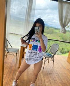 685316905: Chica busca chico en Valencia