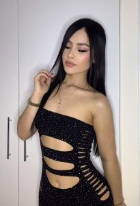 613219266: Chica busca chico en Cádiz