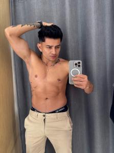 641873298: Chico busca chica en Sevilla
