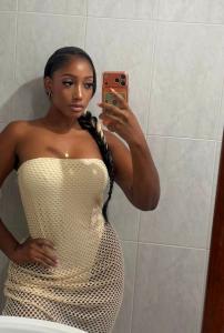 610795057: Chica busca chico en Tenerife