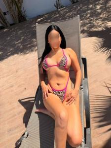 744256914: Chica busca chico en Málaga